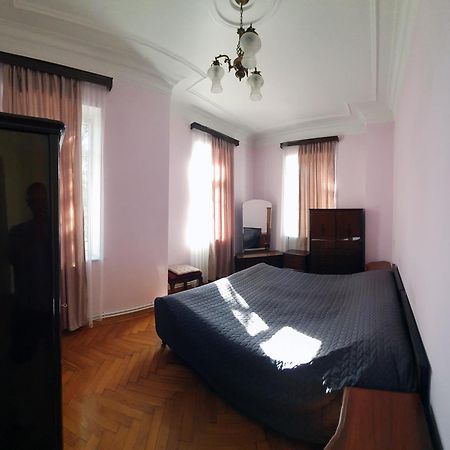 Apartment Medea Batumi Esterno foto